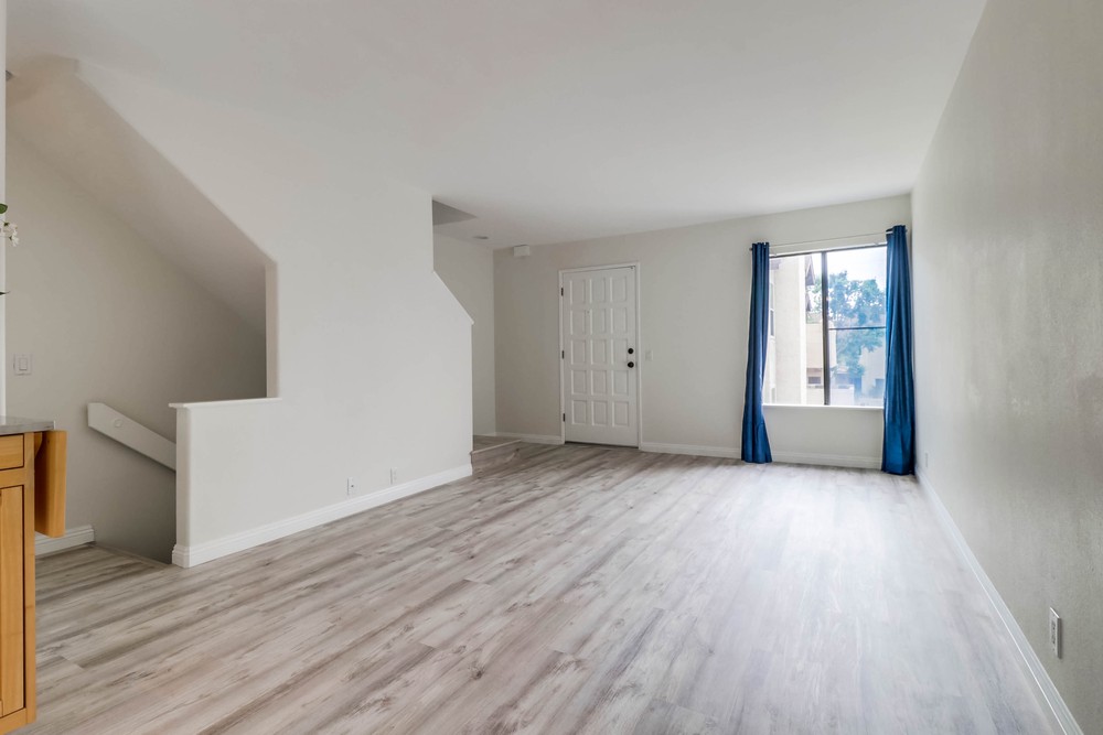 Virtual tour photo 10 of 36 for 6655 Canyon Rim Row UNIT 202