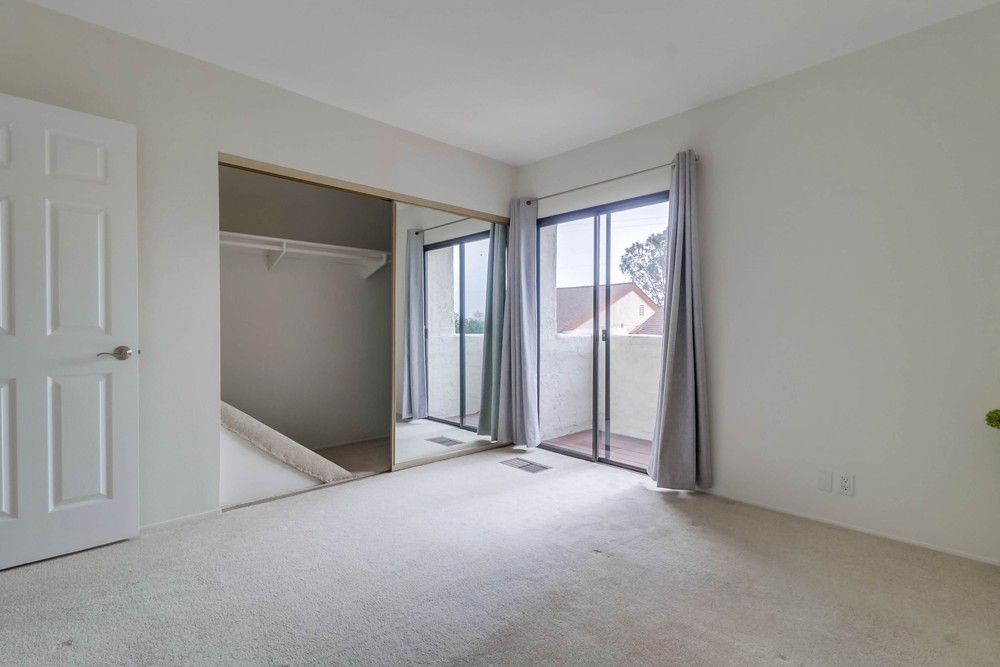 Virtual tour photo 19 of 36 for 6655 Canyon Rim Row UNIT 202