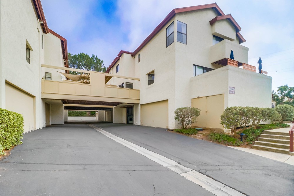 Virtual tour photo 37 of 36 for 6655 Canyon Rim Row UNIT 202