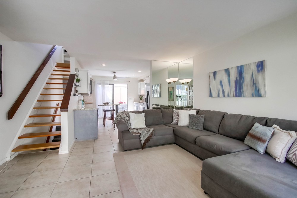 Virtual tour photo 9 of 33 for 6655 Canyon Rim Row UNIT 211