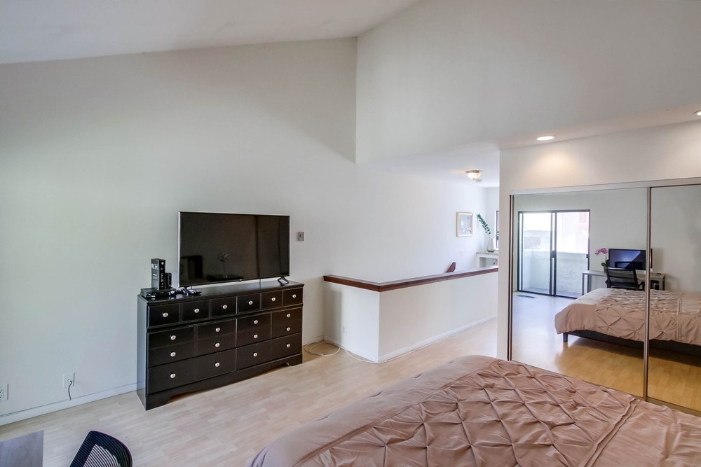 Virtual tour photo 27 of 33 for 6655 Canyon Rim Row UNIT 211