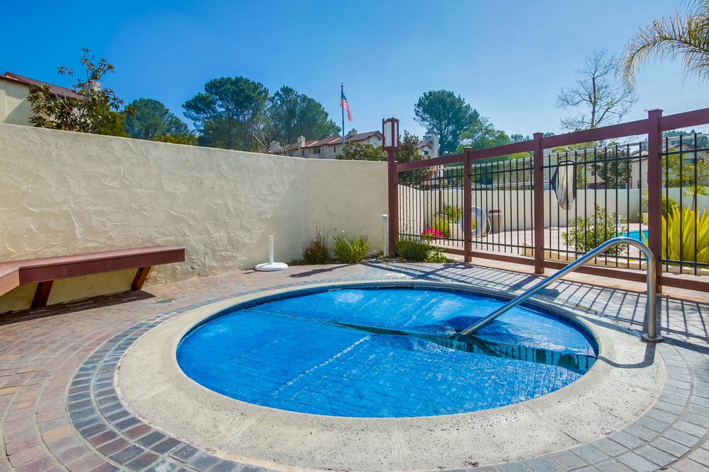 Virtual tour photo 32 of 33 for 6655 Canyon Rim Row UNIT 211