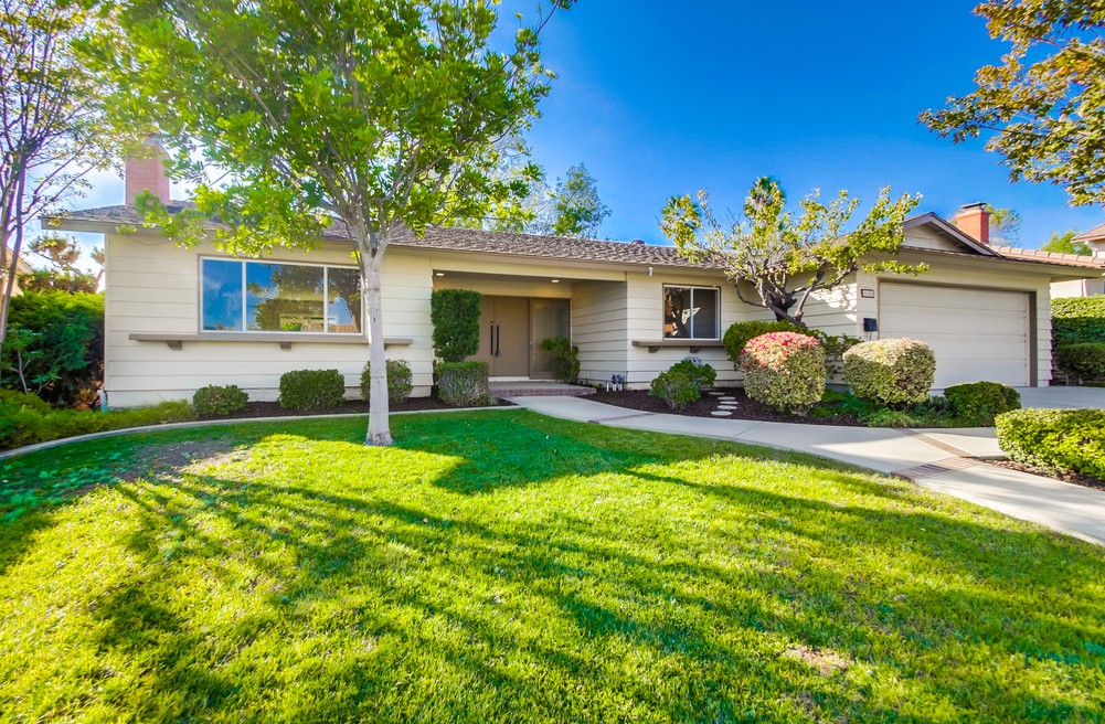 Virtual tour photo 5 of 73 for 6660 Bonnie View Dr