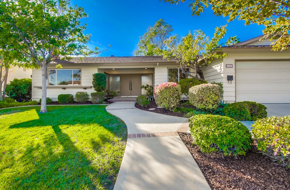 Virtual tour photo 8 of 73 for 6660 Bonnie View Dr