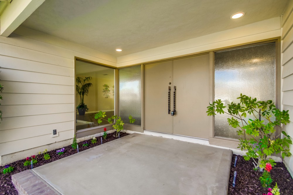 Virtual tour photo 9 of 73 for 6660 Bonnie View Dr