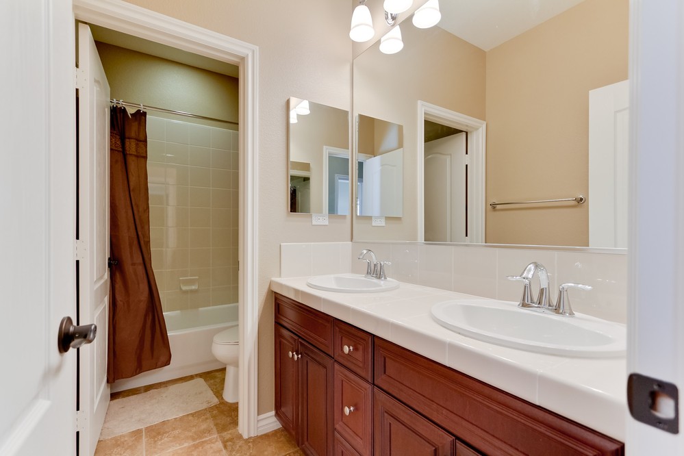 Virtual tour photo 33 of 46 for 667 Liquid Amber Way