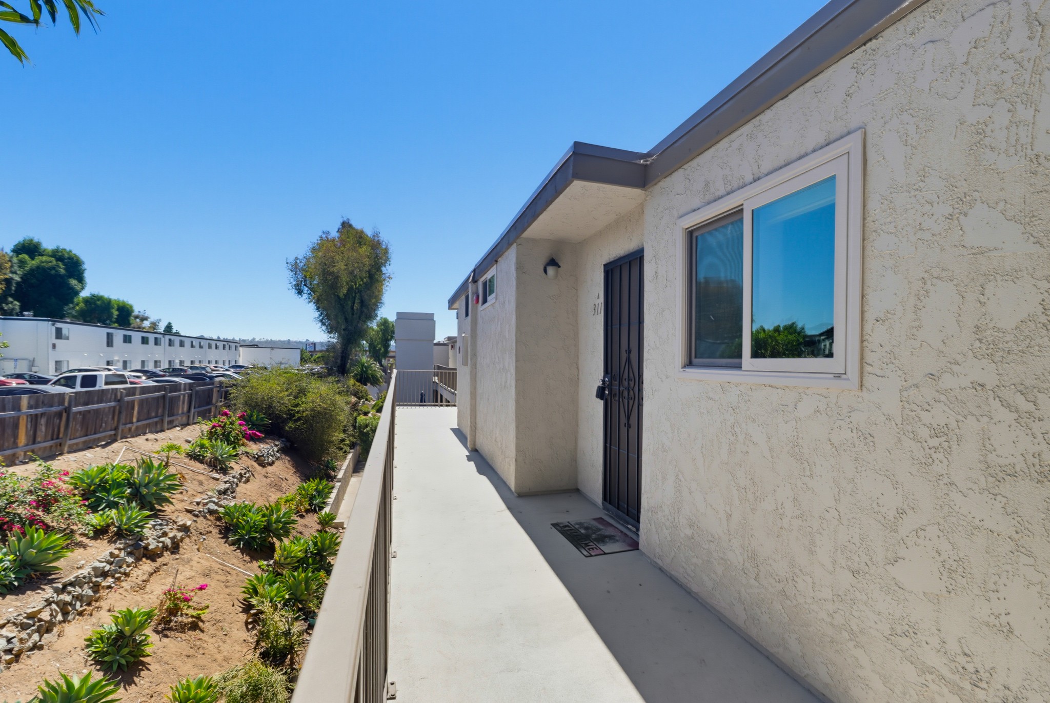 Virtual tour photo 5 of 37 for 6675 Mission Gorge Rd
