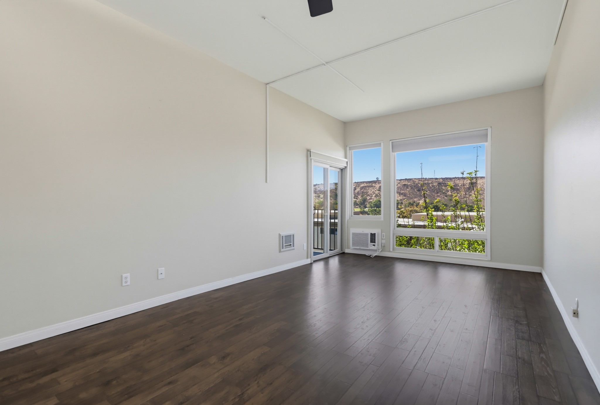 Virtual tour photo 7 of 37 for 6675 Mission Gorge Rd