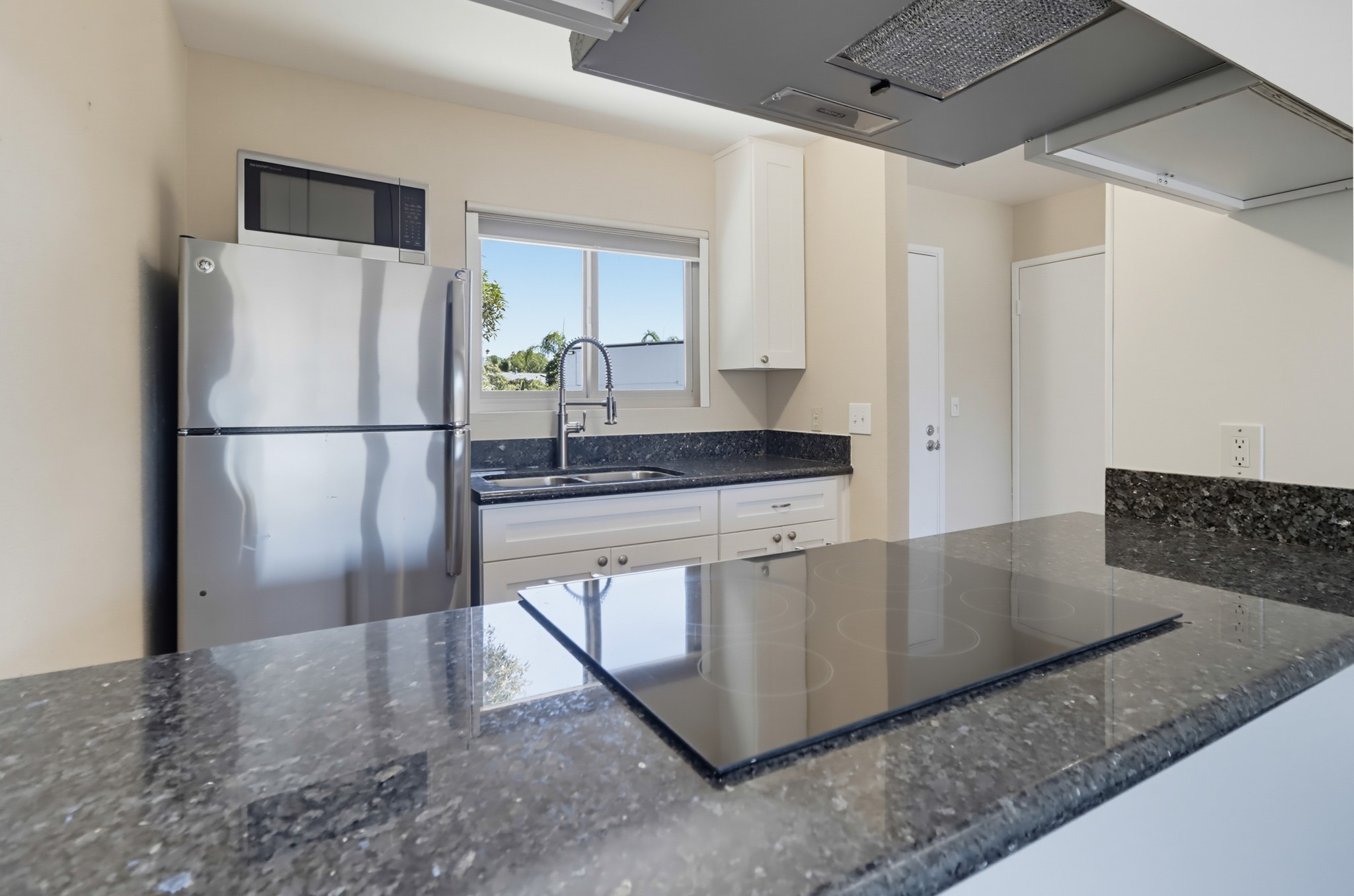 Virtual tour photo 13 of 37 for 6675 Mission Gorge Rd