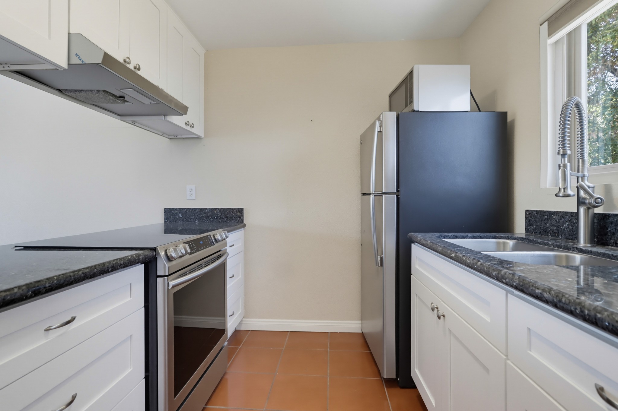 Virtual tour photo 16 of 37 for 6675 Mission Gorge Rd