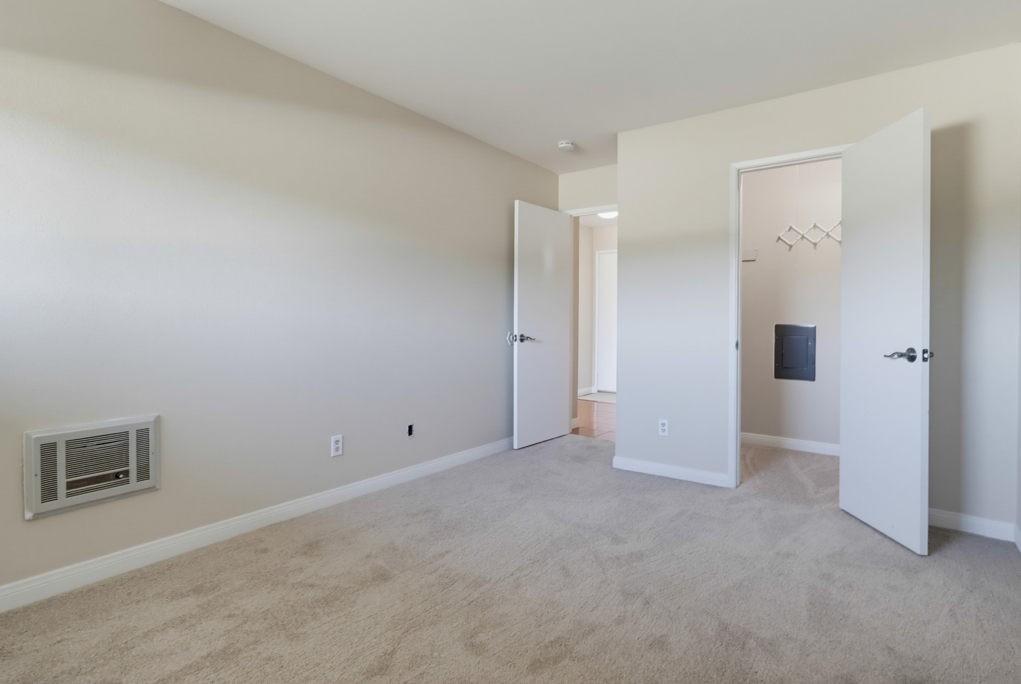 Virtual tour photo 22 of 37 for 6675 Mission Gorge Rd