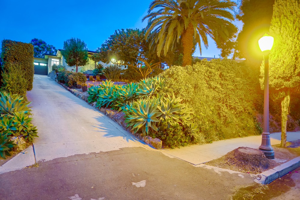Virtual tour photo 1 of 60 for 6681 Amherst St
