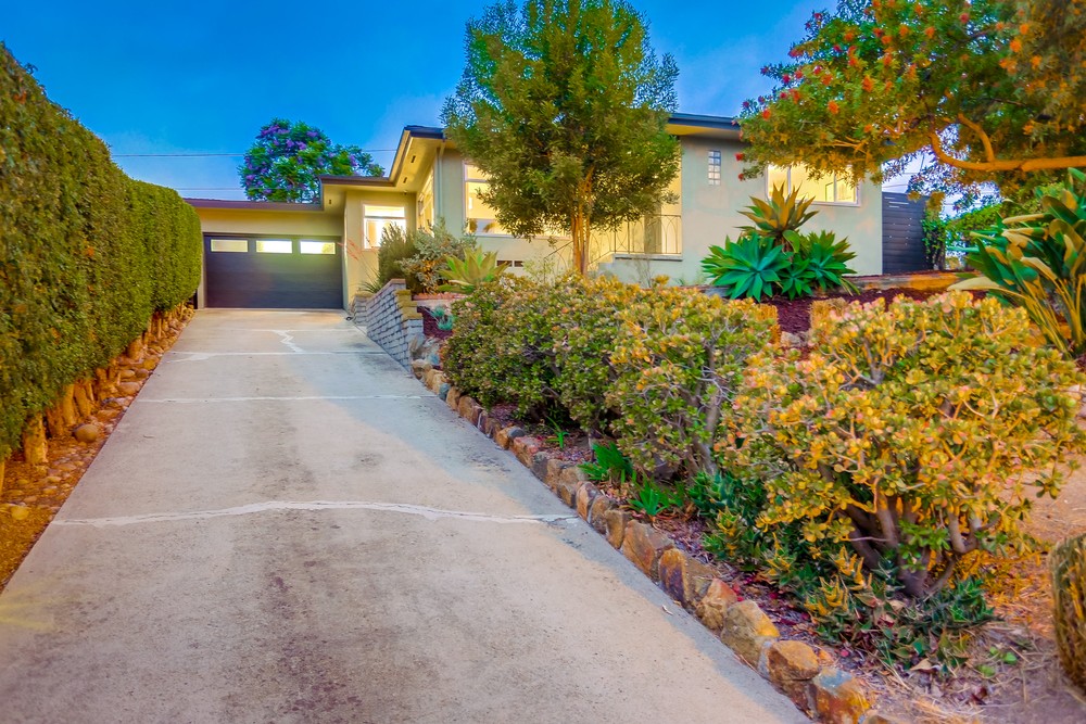 Virtual tour photo 3 of 60 for 6681 Amherst St