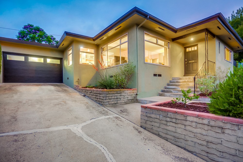 Virtual tour photo 4 of 60 for 6681 Amherst St