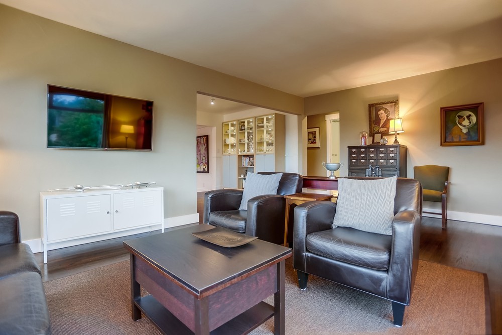 Virtual tour photo 19 of 60 for 6681 Amherst St