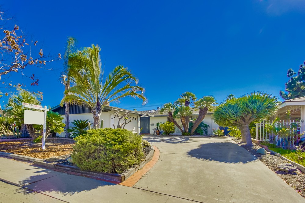 Virtual tour photo 3 of 46 for 6682 Jackson Drive