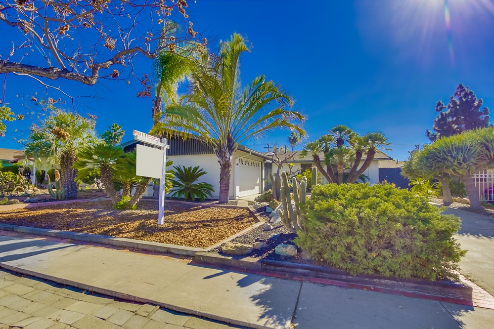 Virtual tour photo 4 of 46 for 6682 Jackson Drive
