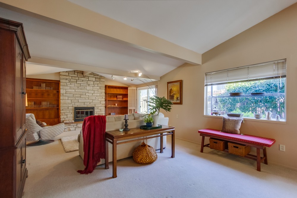 Virtual tour photo 7 of 46 for 6682 Jackson Drive