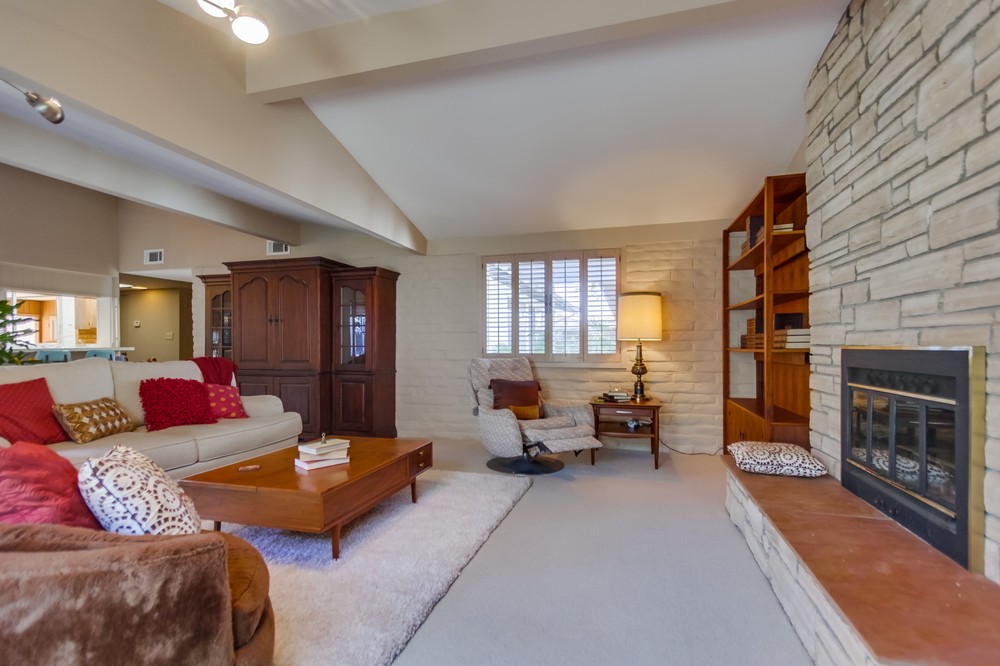 Virtual tour photo 10 of 46 for 6682 Jackson Drive