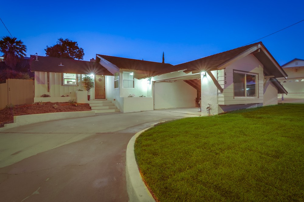 Virtual tour photo 3 of 64 for 670 Bollenbacher St