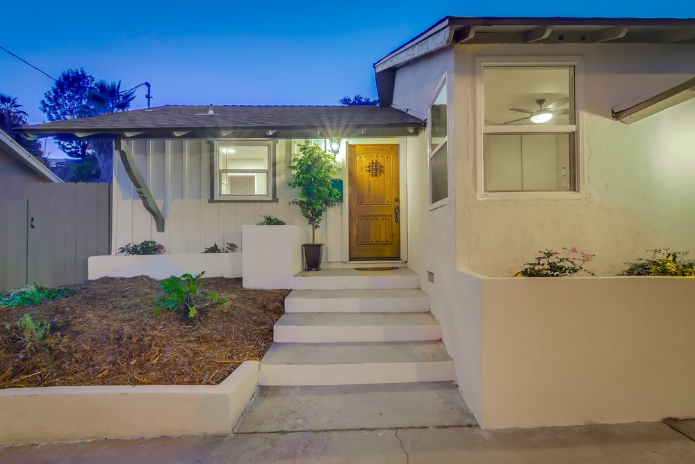 Virtual tour photo 4 of 64 for 670 Bollenbacher St
