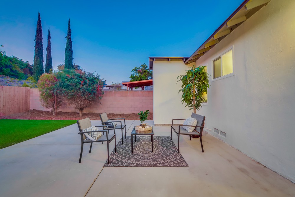 Virtual tour photo 6 of 64 for 670 Bollenbacher St
