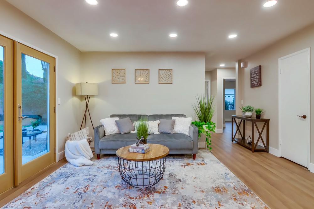 Virtual tour photo 20 of 64 for 670 Bollenbacher St
