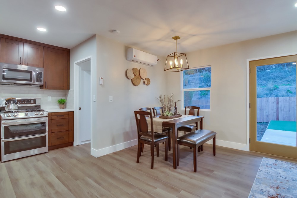 Virtual tour photo 27 of 64 for 670 Bollenbacher St