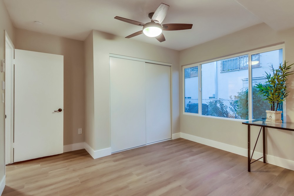 Virtual tour photo 43 of 64 for 670 Bollenbacher St
