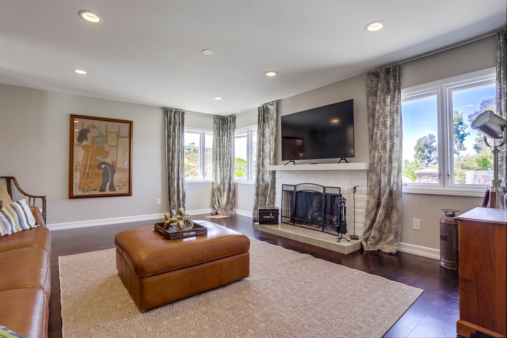 Virtual tour photo 9 of 39 for 6711 Wandermere Dr