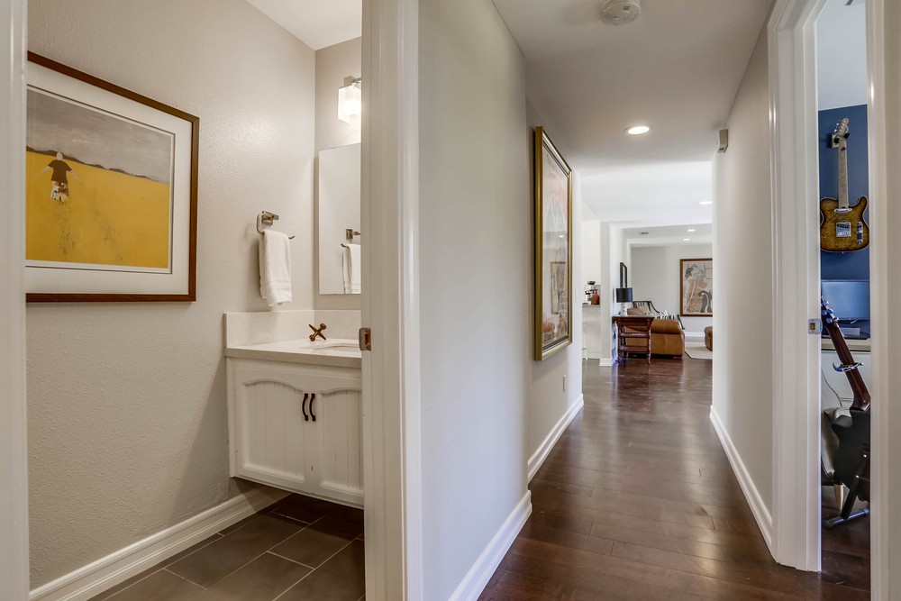 Virtual tour photo 20 of 39 for 6711 Wandermere Dr