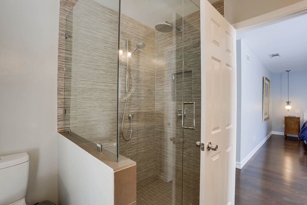 Virtual tour photo 26 of 39 for 6711 Wandermere Dr
