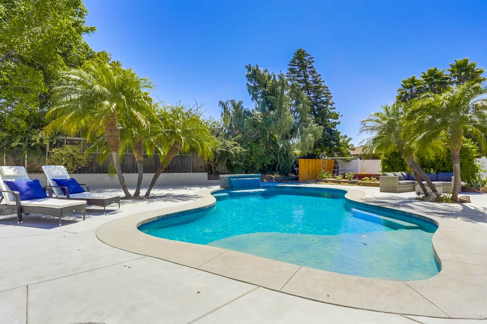 Virtual tour photo 37 of 39 for 6711 Wandermere Dr
