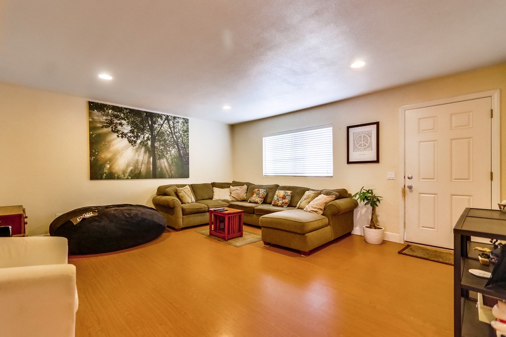 Virtual tour photo 18 of 38 for 6716 Tait St