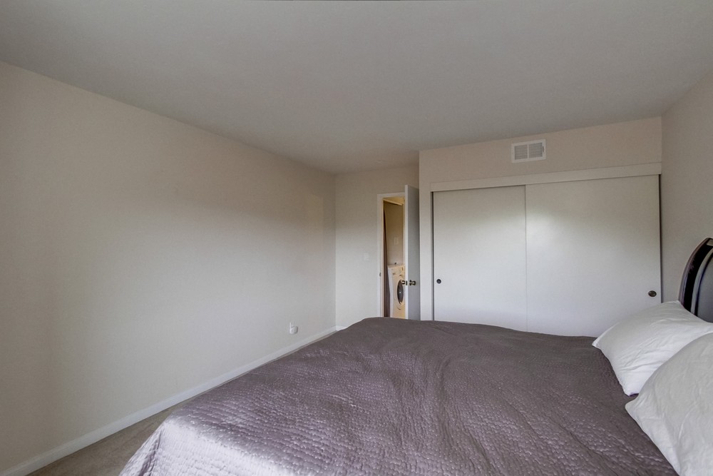 Virtual tour photo 27 of 33 for 6717 Friars Rd #74