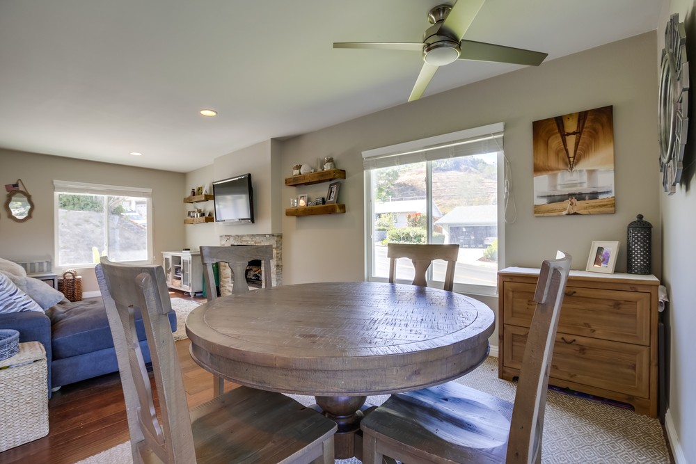 Virtual tour photo 17 of 48 for 6717 Lipmann St