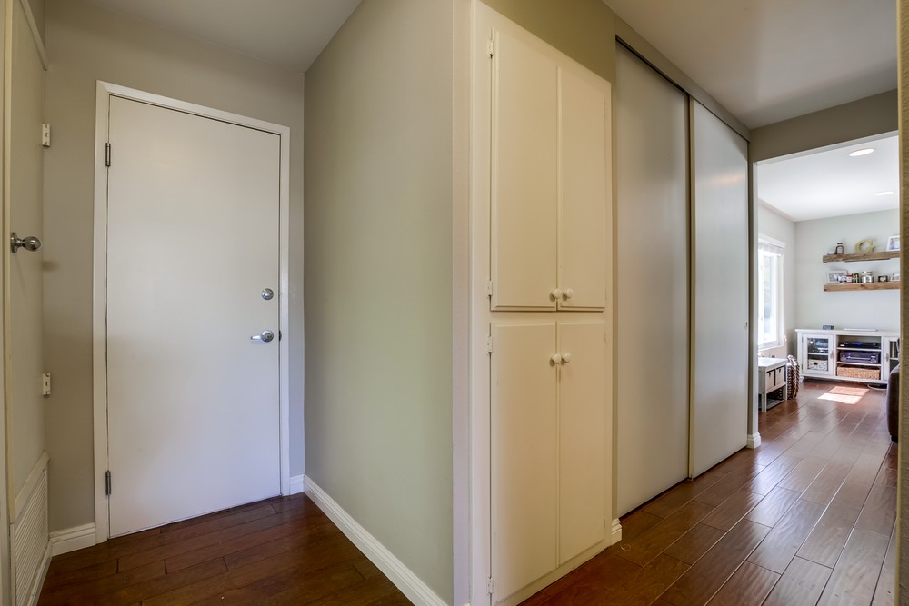 Virtual tour photo 27 of 48 for 6717 Lipmann St