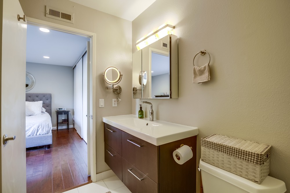 Virtual tour photo 33 of 48 for 6717 Lipmann St