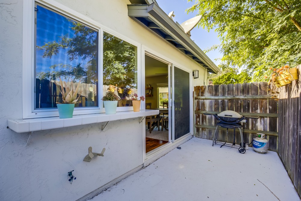 Virtual tour photo 40 of 48 for 6717 Lipmann St