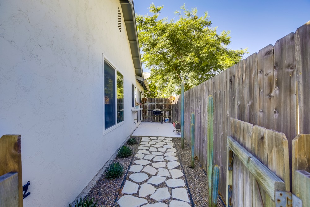 Virtual tour photo 41 of 48 for 6717 Lipmann St