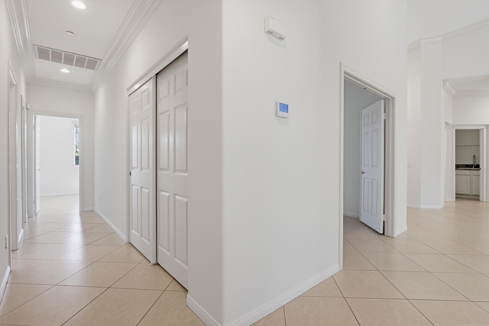 Virtual tour photo 40 of 68 for 672 Inverlochy Dr