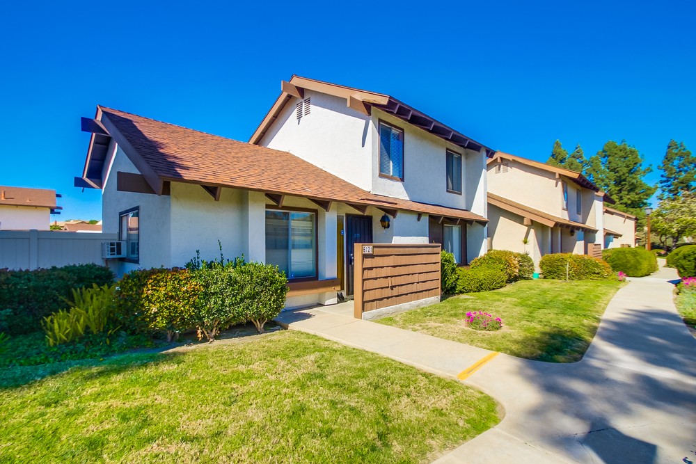 Virtual tour photo 8 of 43 for 6721 Parkside Ave