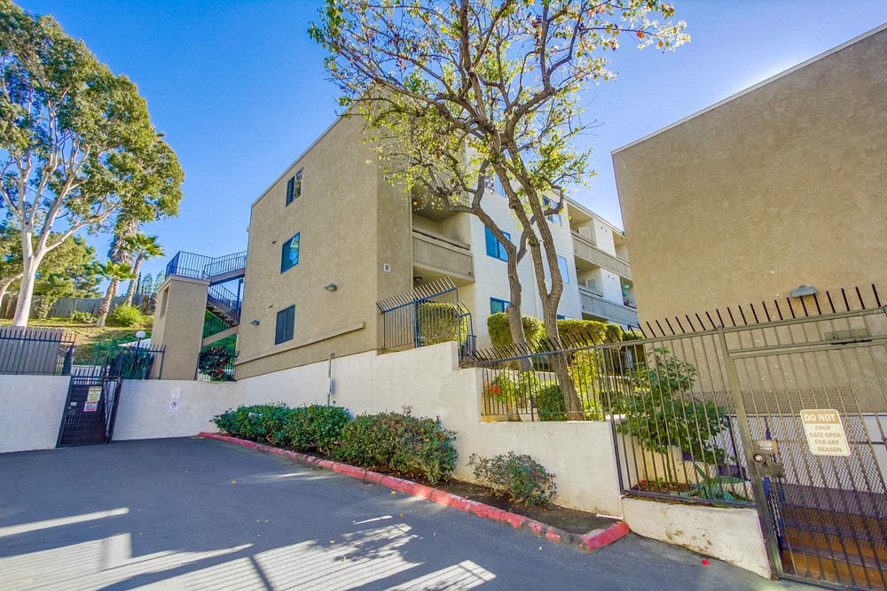 Virtual tour photo 6 of 53 for 6725 Mission Gorge Rd #212B