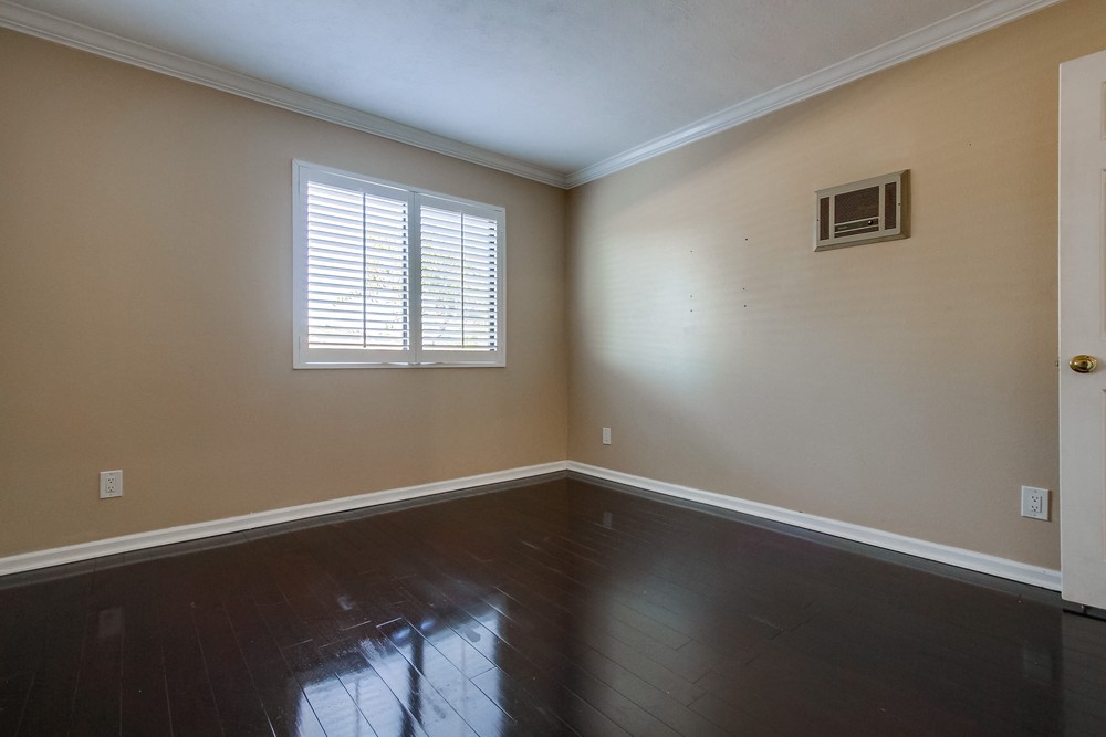 Virtual tour photo 28 of 53 for 6725 Mission Gorge Rd #212B