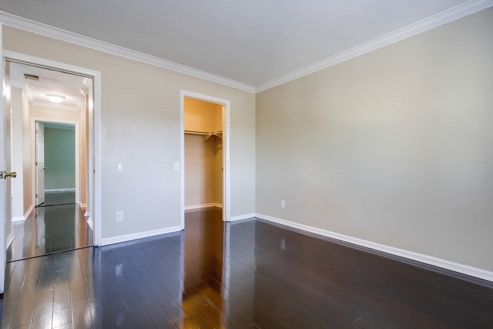 Virtual tour photo 30 of 53 for 6725 Mission Gorge Rd #212B
