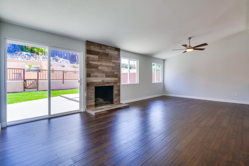 Virtual tour photo 5 of 22 for 6727 Ballinger Ave