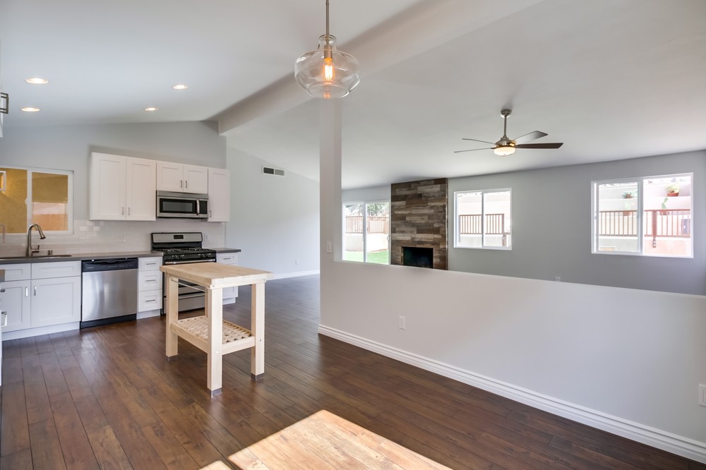 Virtual tour photo 8 of 22 for 6727 Ballinger Ave
