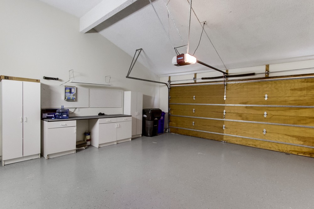 Virtual tour photo 42 of 45 for 6733 Fashion Hills Blvd