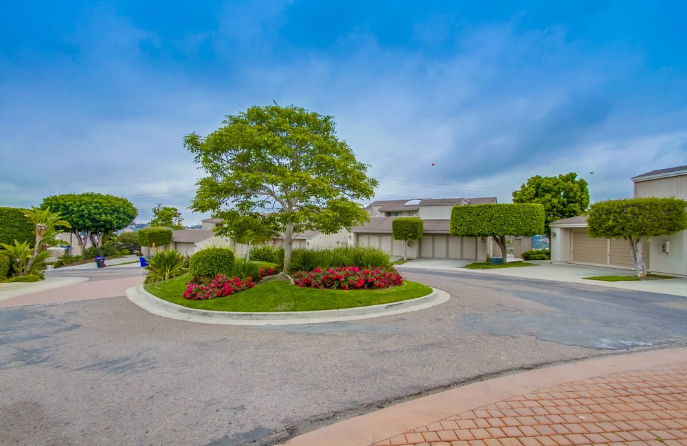 Virtual tour photo 45 of 45 for 6733 Fashion Hills Blvd