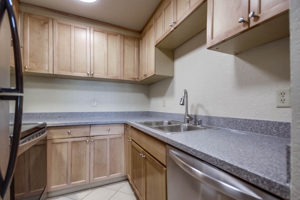 Virtual tour photo 18 of 28 for 6735 Amherst St